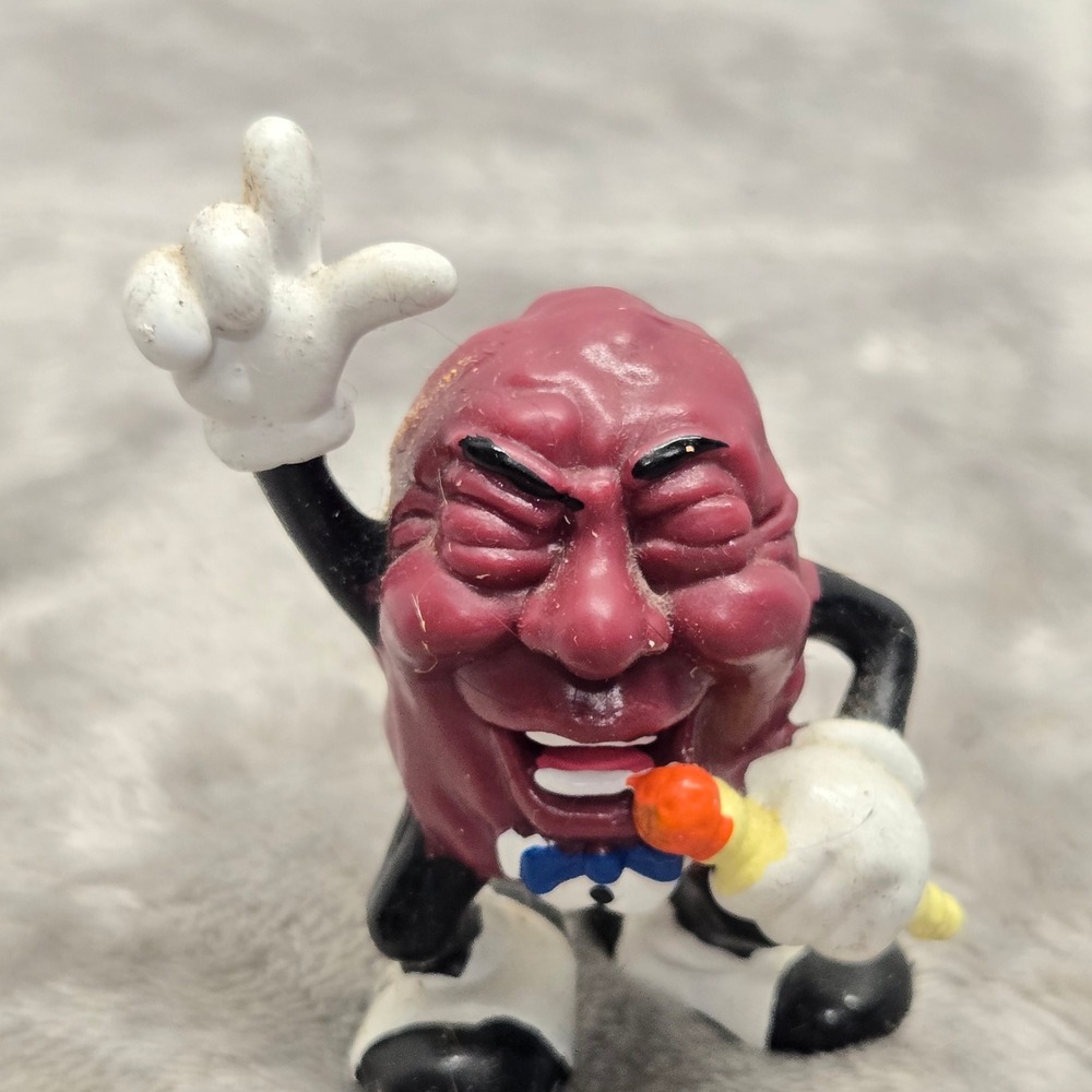 Vintage‎ 1987 California Raisins Singer PVC Figure Blue Bow Tie Tuxedo 2.5 Inch